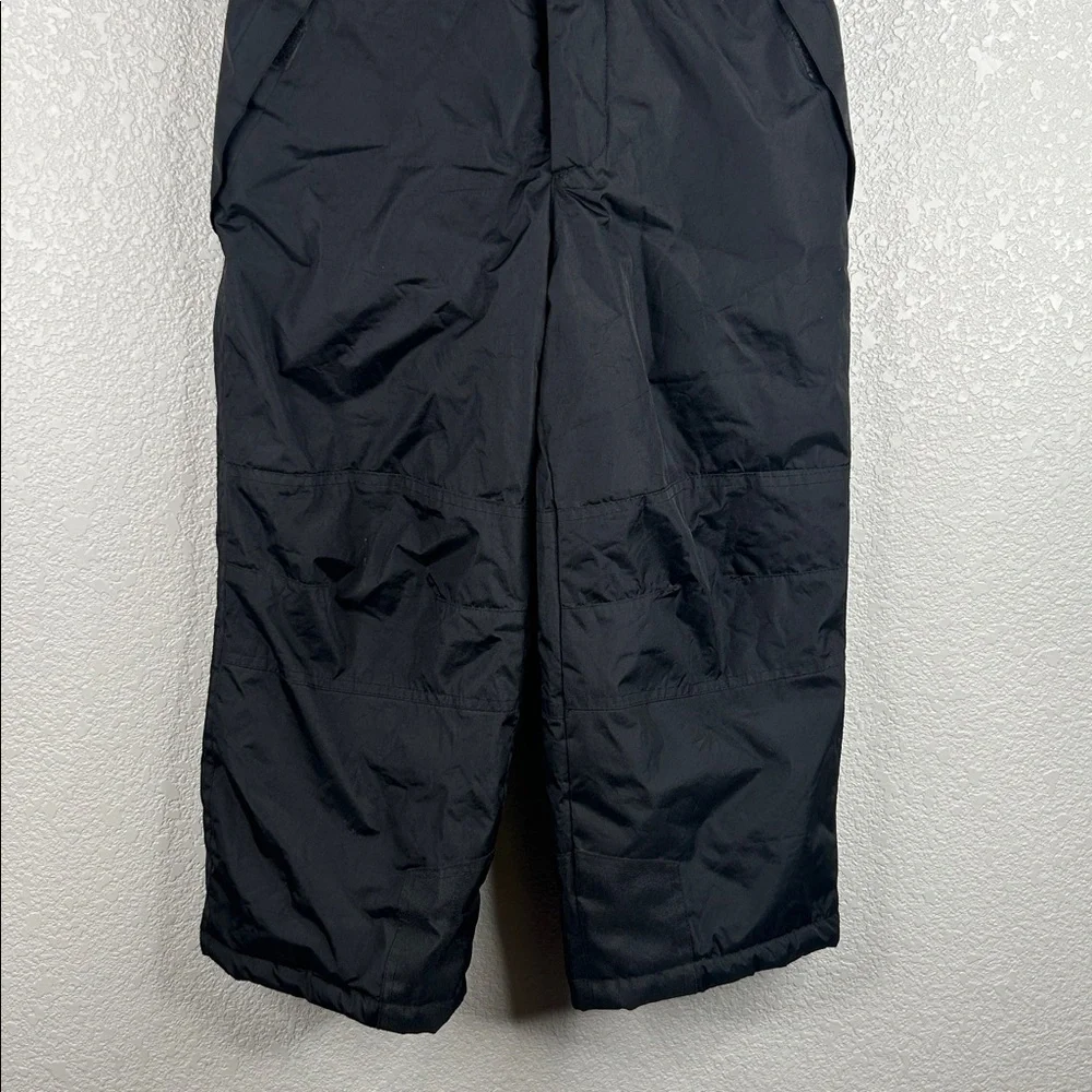 VERTICAL 9 vertical black